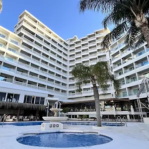 **** Hotel Parasol By Dorobe Španělsko