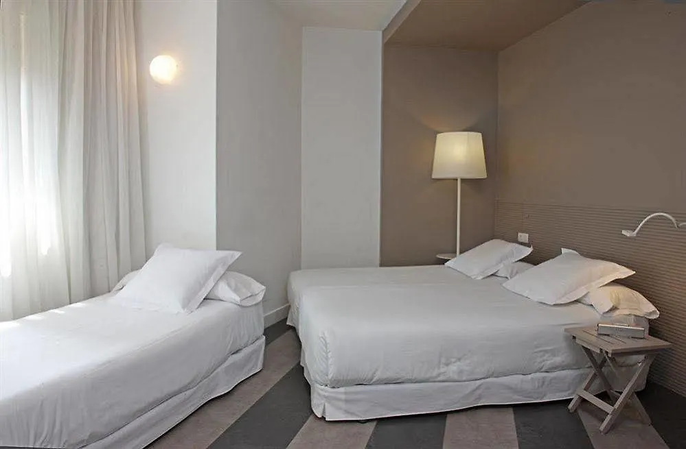 Sixties Ramblas Barcelona Hotel